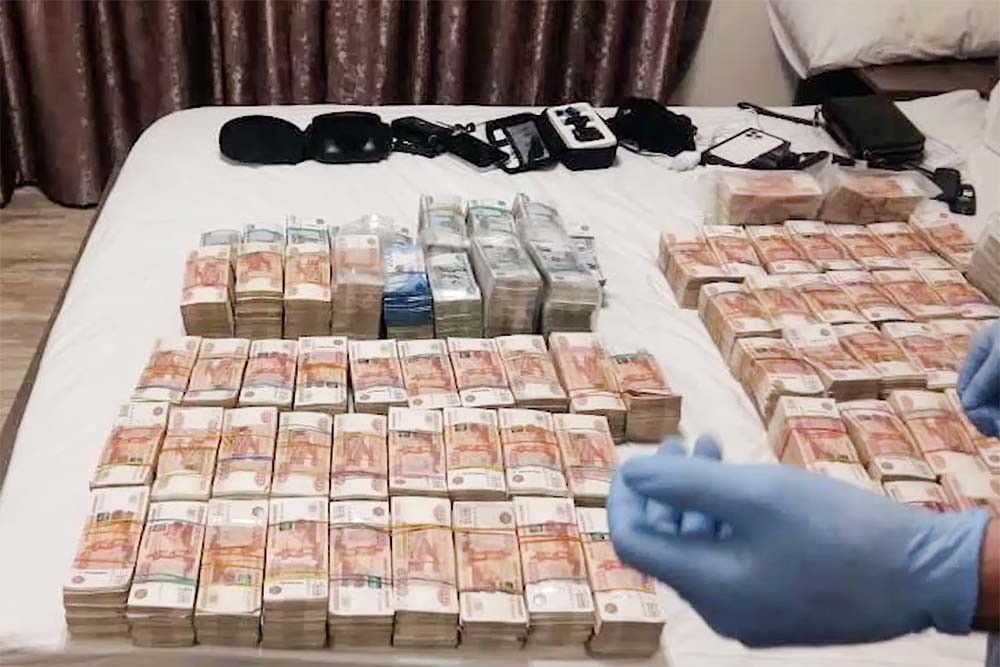 Скандальная, вульгарная, грубая – кто такая инстасамка?  | кто?что?где?