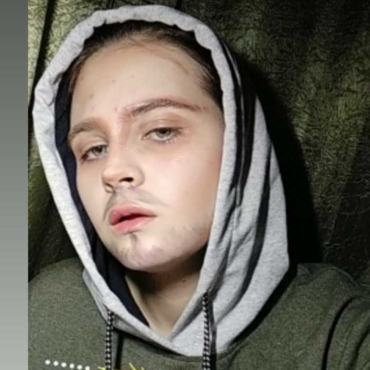 10 российских звезд, которых подозревают в нетрадиционной ориентации