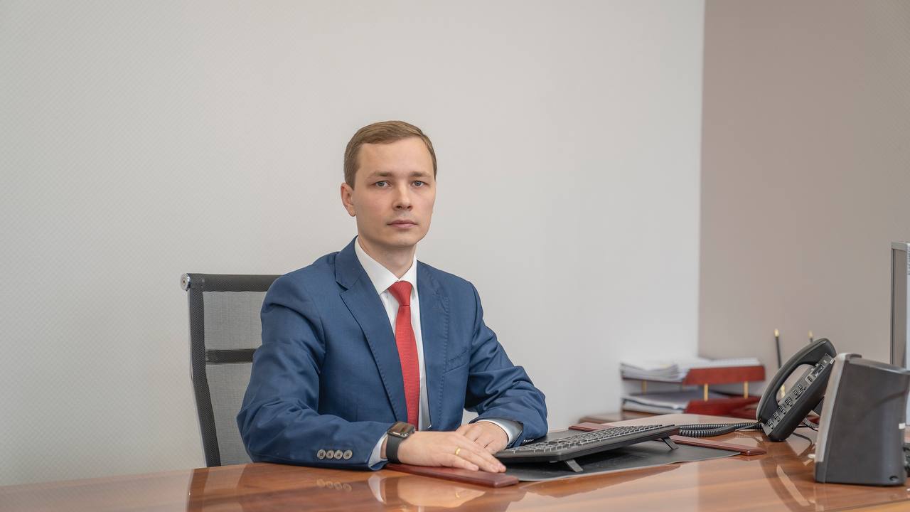 Максим лобанов — викиреальность