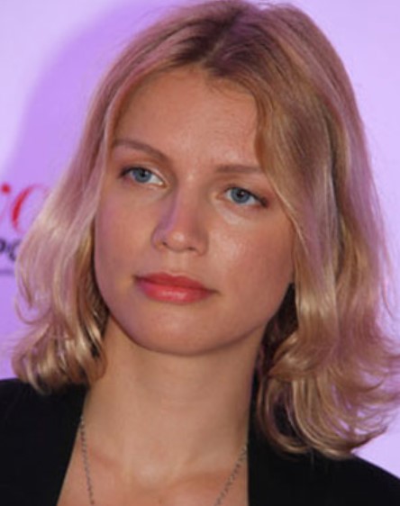 Личная жизнь артема ткаченко: жена екатерина стеблина, равшана куркова, евгения храповицкая