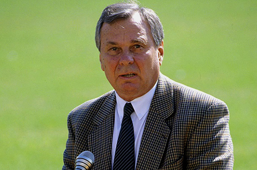 Валентин иванов (футболист, 1934 г.р.) - valentin ivanov (footballer, born 1934)