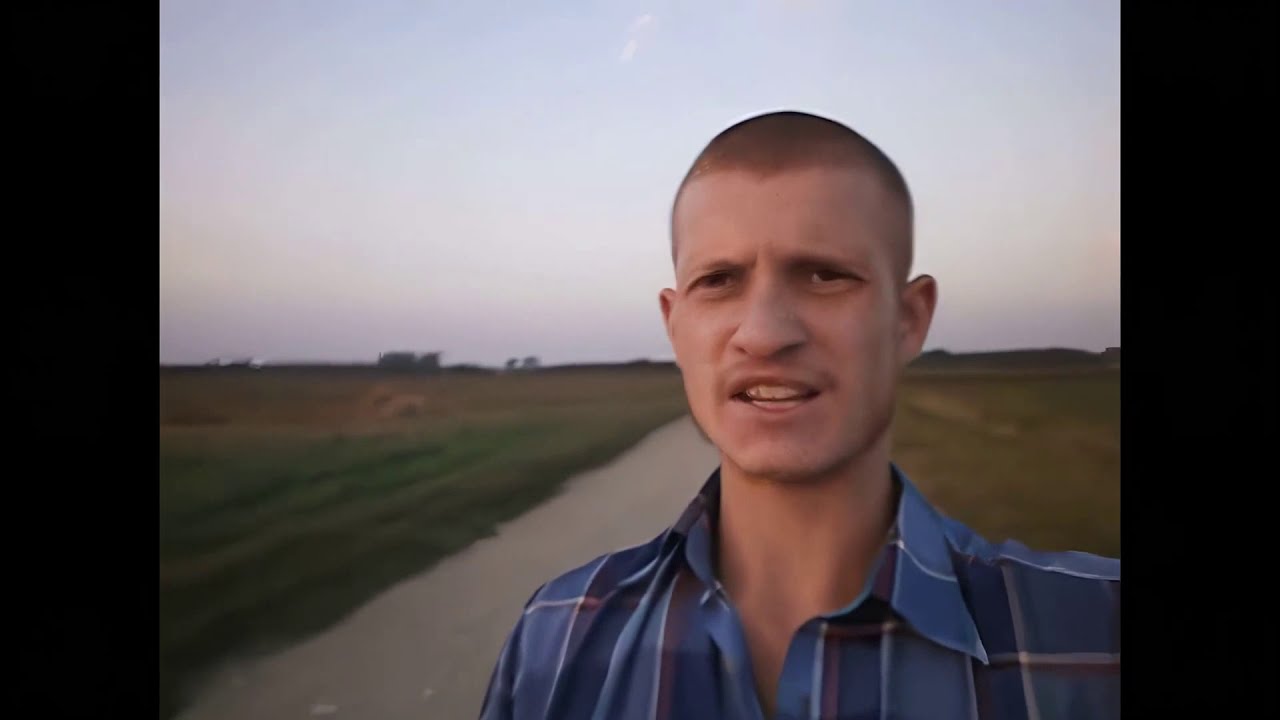 Неа Я, жизнь - мем с розовыми человечками, один из которых стоит на коленях и уговаривает другого что-то сделать, а другой говорит Неа