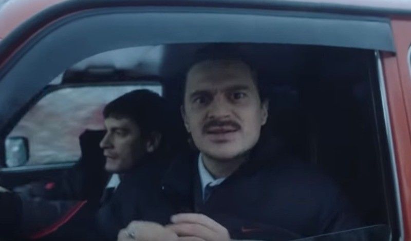 Культ сергея жукова, шествие justice и золото «ленинграда»: какие клипы вышли в декабре