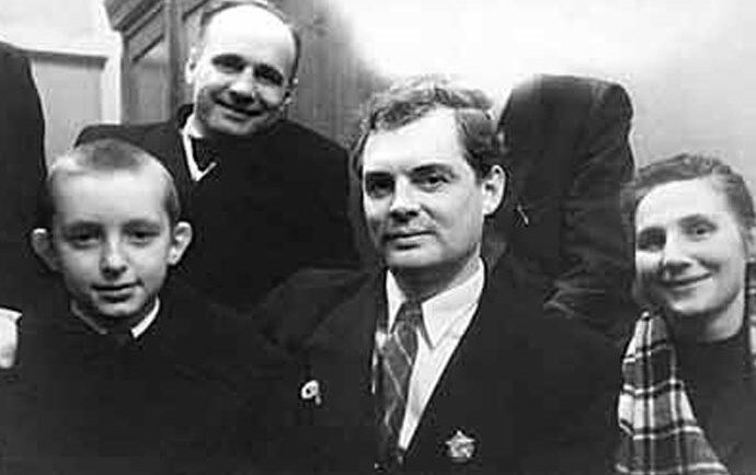 Павел кадочников: личная жизнь (семья, жена, дети) / личная-жизнь.ру