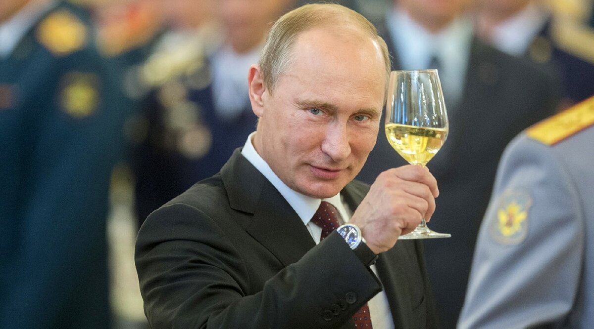 Главный герой: как путина «поздравляют» с юбилеем западные сми