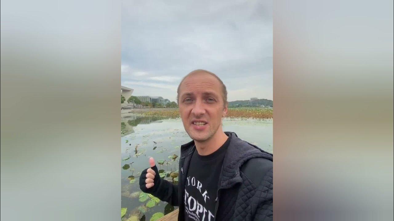 Зубарев с твич: что интересного показывает популярный тиктокер?