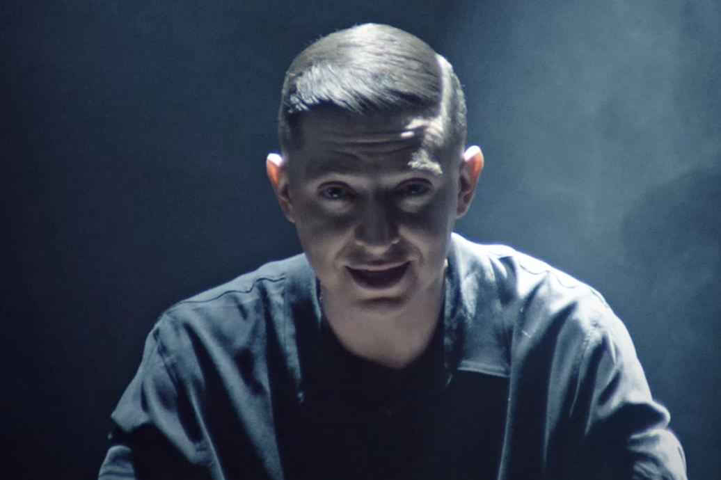 Клип satyr – пародия на oxxxymiron №32. новой «жертвой» известного пародиста стал рэпер оксимирон - swyper