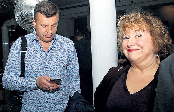 Жена леонида парфенова — елена чекалова: личная жизнь и дети в семье журналиста